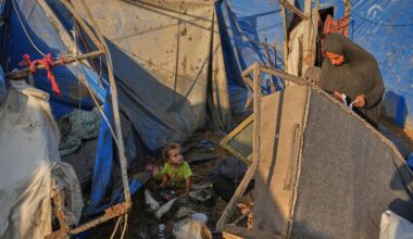 Palestinians in Gaza hope Hamas will disarm but fear Israeli forces won't withdraw