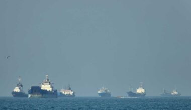 US near Iran near possible deal to reopen Strait of Hormuz