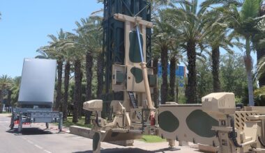 IAI Barak MX air defense system with EL/M-2084 MMR radar. Photo: JamesBondonMission/Wikimedia Commons