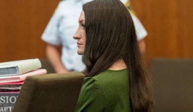 Watch Live: Lindsay Clancy trial resumes with cross-examination of psychologist who met with her after murders