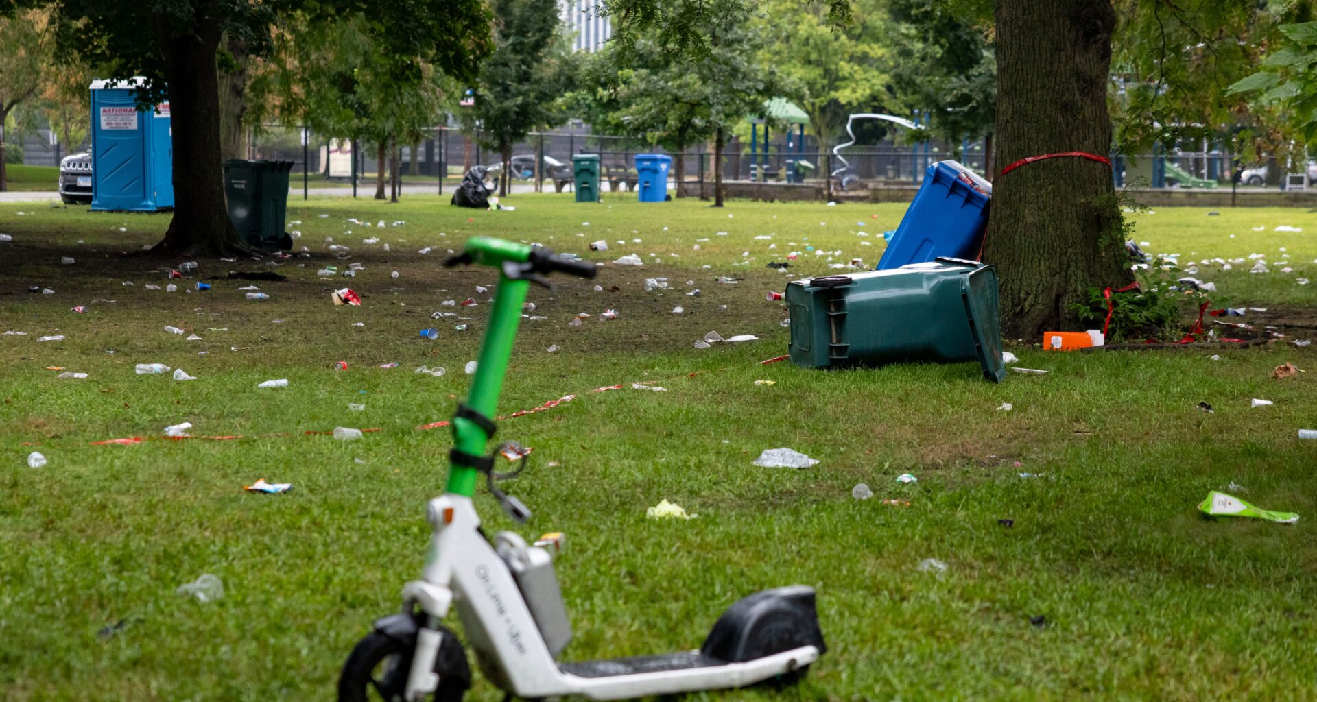 1 dead, 14 injured in Washington Park mass shooting