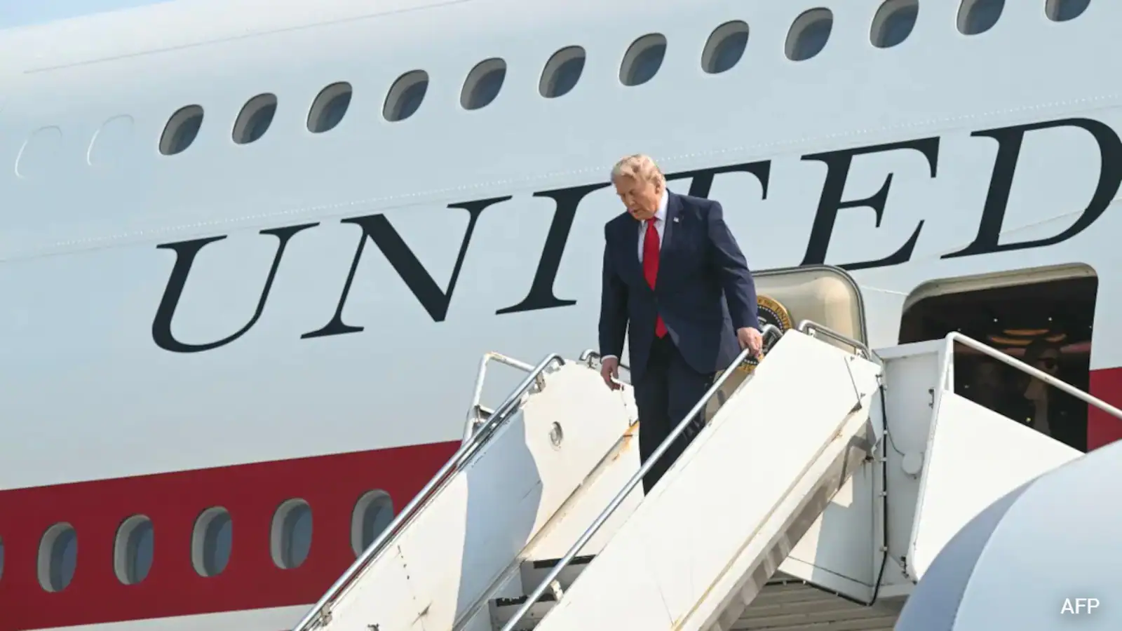 I Don't Worry: Trump's Whatever Attitude Reply On Switching Planes In Turkey Over Iran Threat