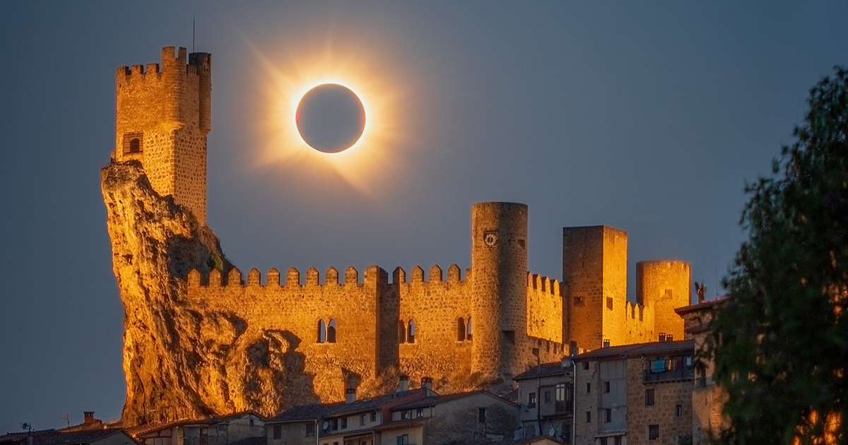 15+ Photos and Videos From the European Total Solar Eclipse 2026