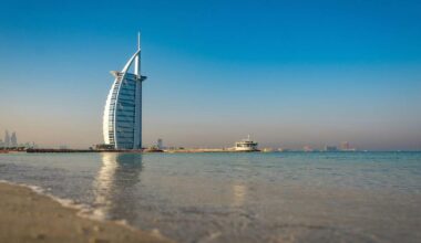 Iranian banks remain open in UAE as US campaign squeezes Dubai trade - FT