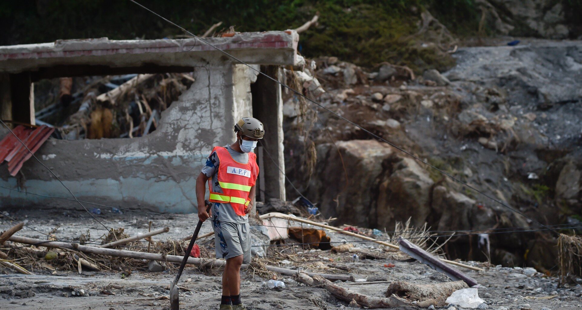 Nepal and China resume flood rescue as death toll surpasses 600 | Climate Crisis News