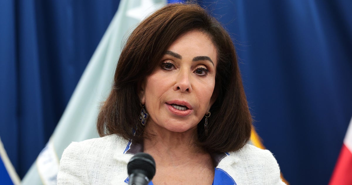 Trump slams Jeanine Pirro for dropping Reflecting Pool vandalism cases, says she "choked"