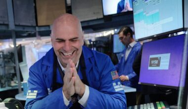 Dow soars 1,000 points on strong corporate earnings and hopes of Iran deal