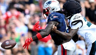 A.J. Brown didn’t speak with Jalen Hurts or DeVonta Smith during Eagles-Patriots practice