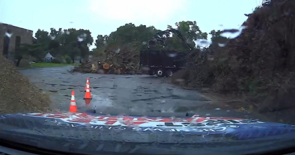 Doppler radar-confirmed tornado blasts through Chicago's south suburbs