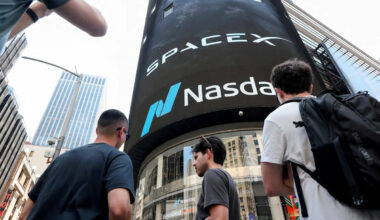 SpaceX's biggest investors are finally visible — just as millions more shares unlock: Chart of the Day