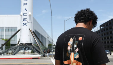This SpaceX number is spooking already skittish investors