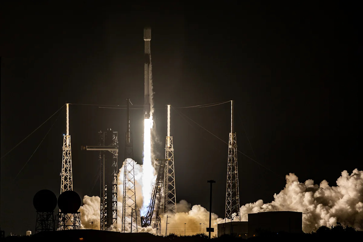 Tech stocks today: Investors eye SpaceX's first earnings report