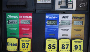 Big oil companies continue to post banner profits as fighting in Iran drives prices higher