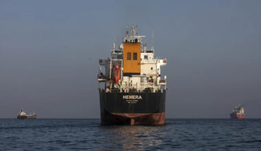 The Iran war already has a winner: The world’s largest shipbroker notching record earnings from the ‘exceptional volatility’ in the Strait of Hormuz