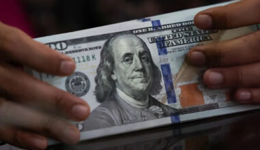 Dollar falls to three-month low on Treasury buyback worries