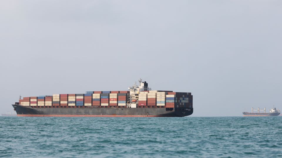 Trump keeps saying the US controls the Strait of Hormuz. Does it?