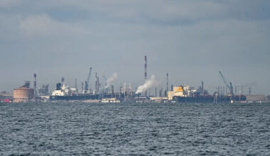 Oil prices higher as US-Iran tensions flare and Warsh fans rate hikes