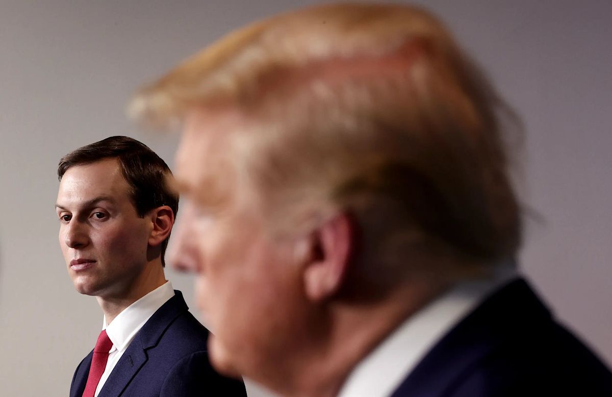 On U.S. policy in Iran, Trump keeps contradicting his own team — and himself