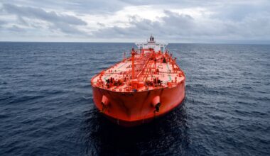Iran and Oman Near Landmark Deal to Manage Strait of Hormuz