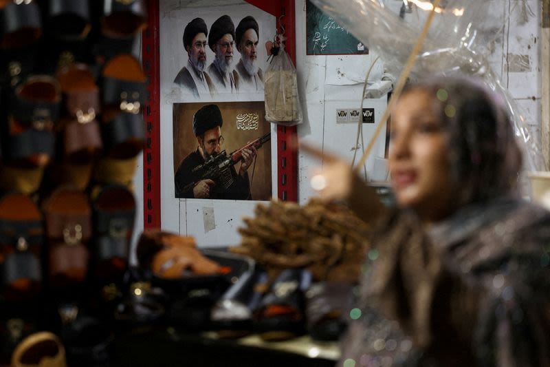 War weighs on Iran's economy as US intensifies sanctions