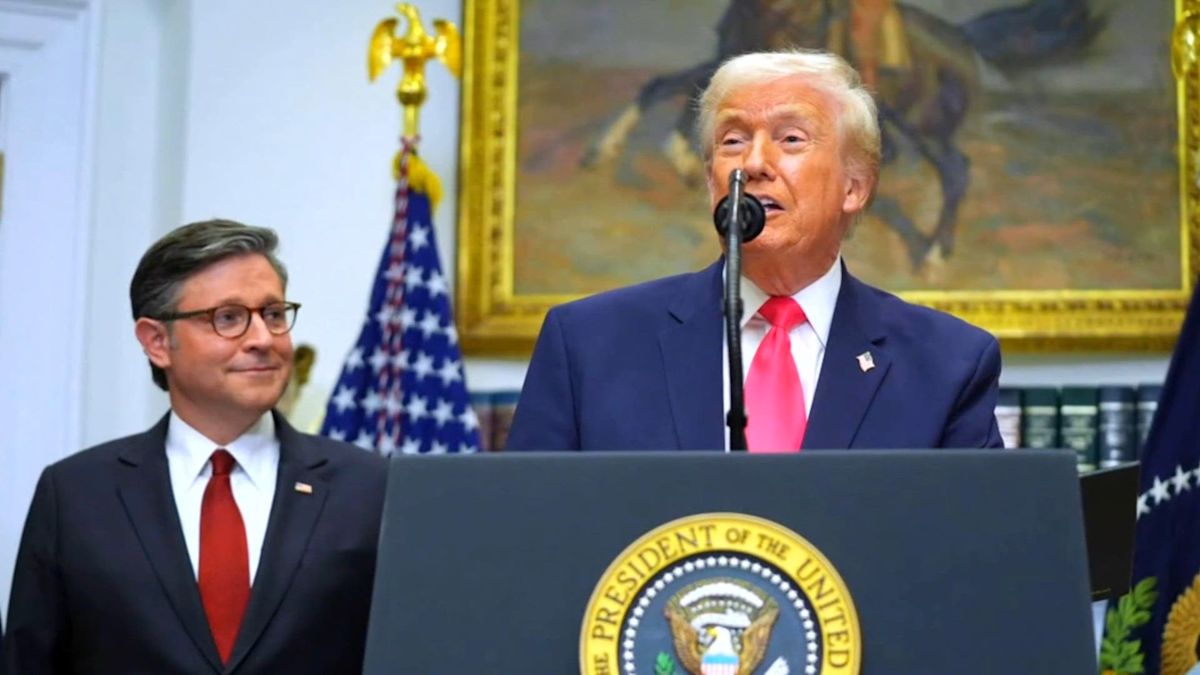 Iran vows 'devastating' response to US threat to cut off its economic lifelines
