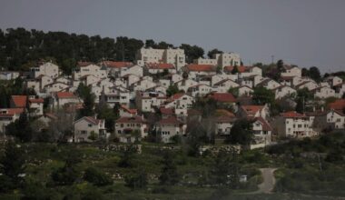 US Democratic senators urge Israel to halt settlement plan in occupied West Bank – Middle East Monitor