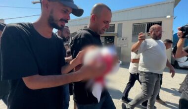 Israeli strike kills 3-year-old child in Gaza | Gaza News