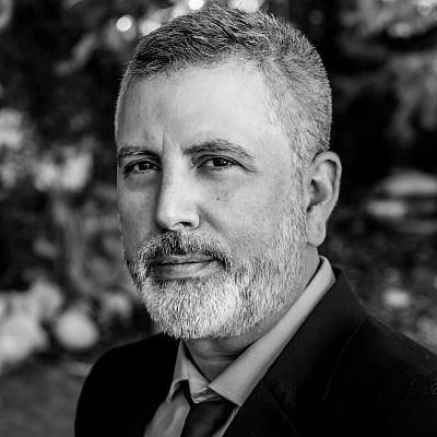 The Blogs: Champagne Socialist | Dory Benami