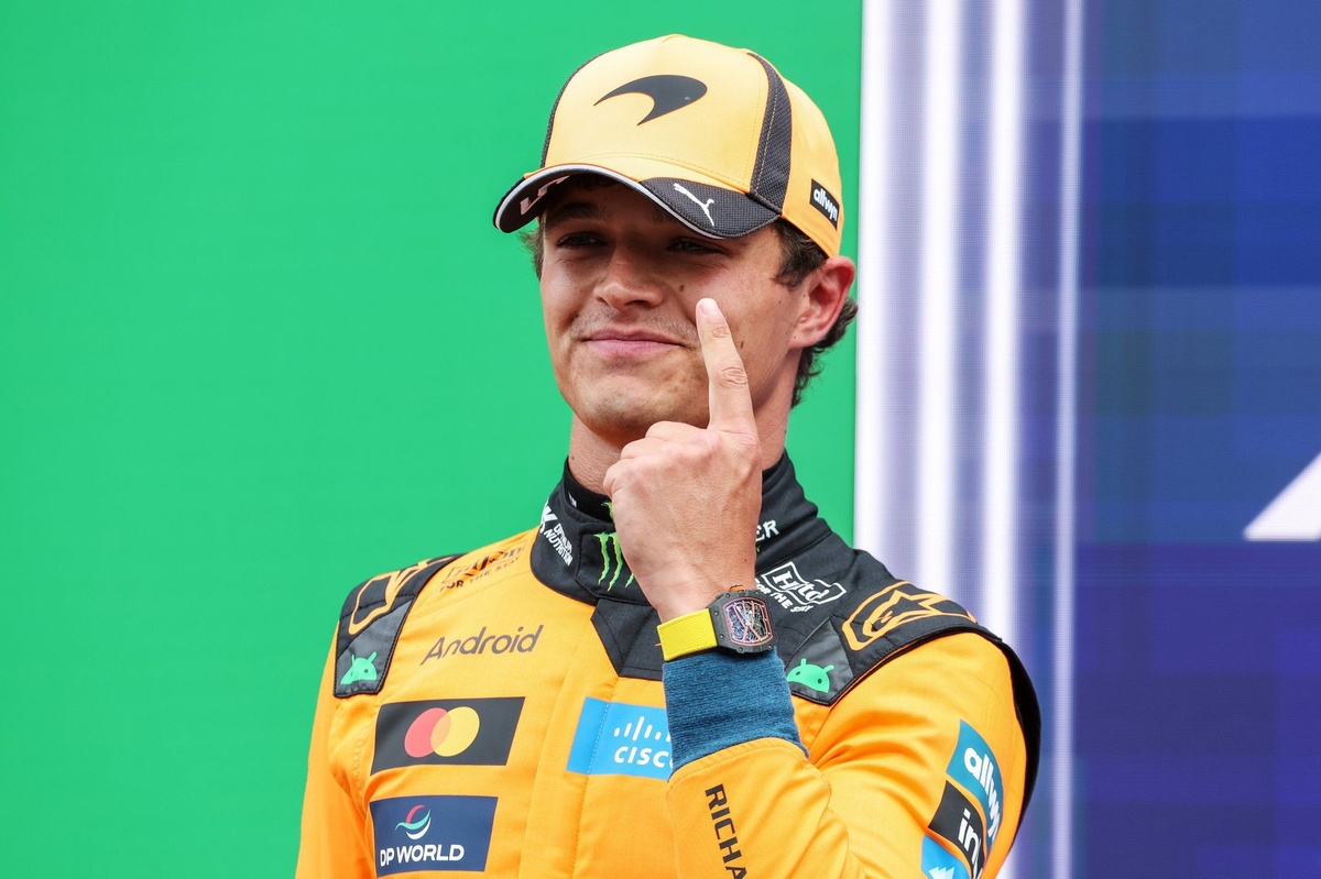 F1 Dutch GP: Norris pips Russell to grab pole