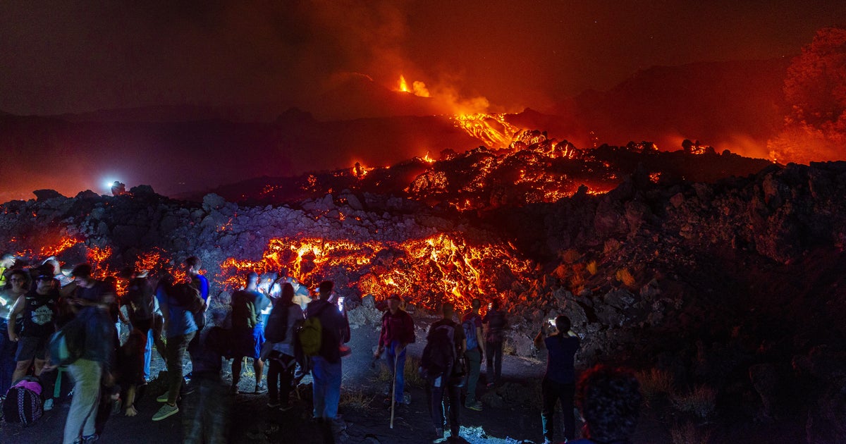 Mount Etna's eruptive activity continues