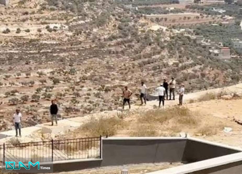 Israel Tightens Siege on Palestinian Homes in Qusra Israel Tightens Siege on Palestinian Homes in Qusra