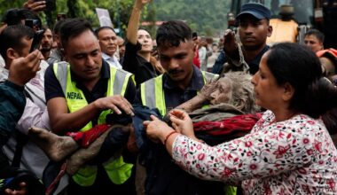 Nepal flood death toll surges as 65 Americans listed among hundreds of people still missing