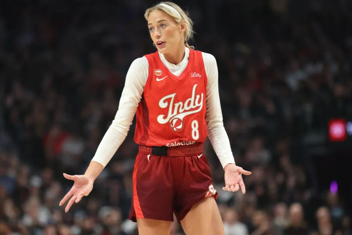 Sophie Cunningham booed by Portland fans as controversy continues