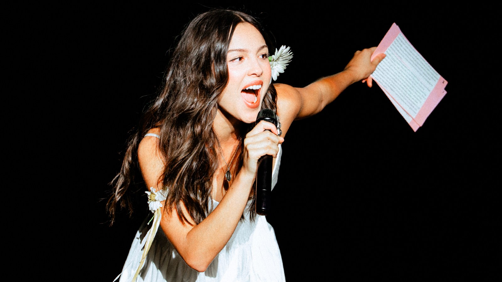Olivia Rodrigo’s Daisy Chain Fields Festival: See The Best Photos - Rolling Stone