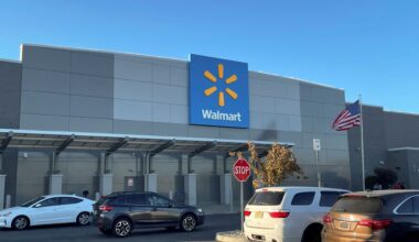 Walmart sees sales drop as US consumer spending retreats | Retail News