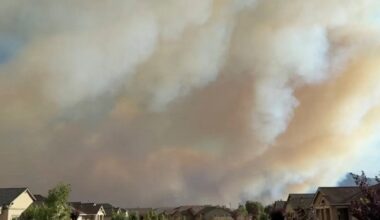 Thousands displaced as wildfire threatens homes in US state of Nevada | Environment News