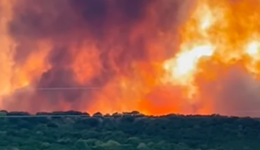 Evacuations underway as Texas Ross Fire explodes in size at 5% containment