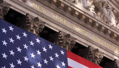 Stock Market Today: Dow Falls On Surprise Retail Sales; AI Giant Dives On Earnings