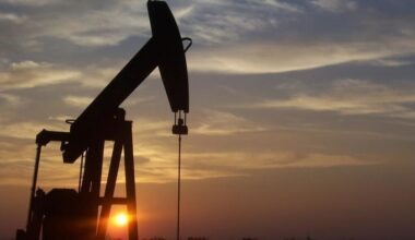 US-Iran tensions over Strait of Hormuz lift oil prices