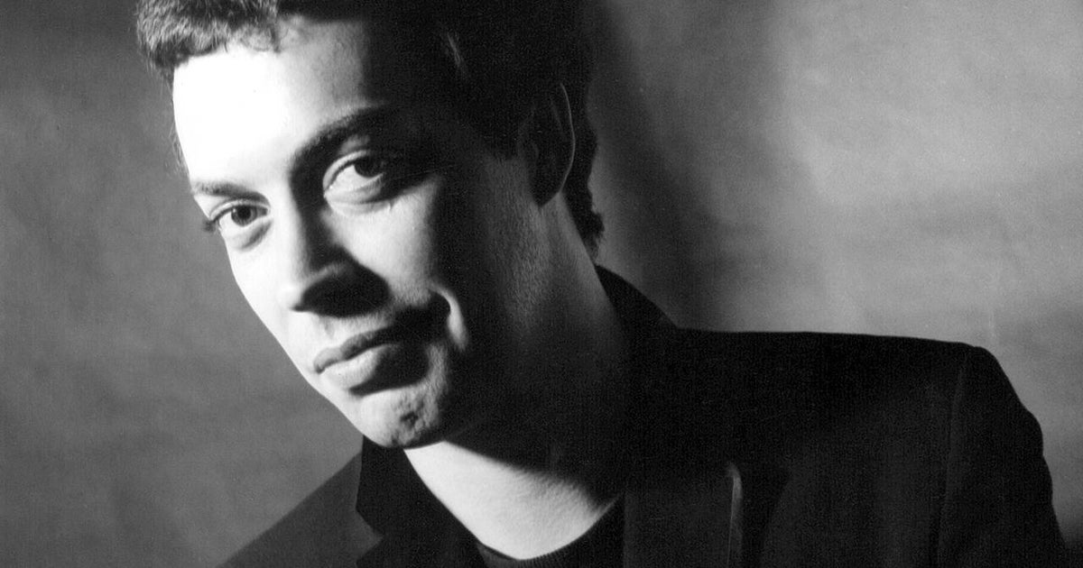Tim Curry, actor known for "The Rocky Horror Picture Show" and "It," dies at age 80