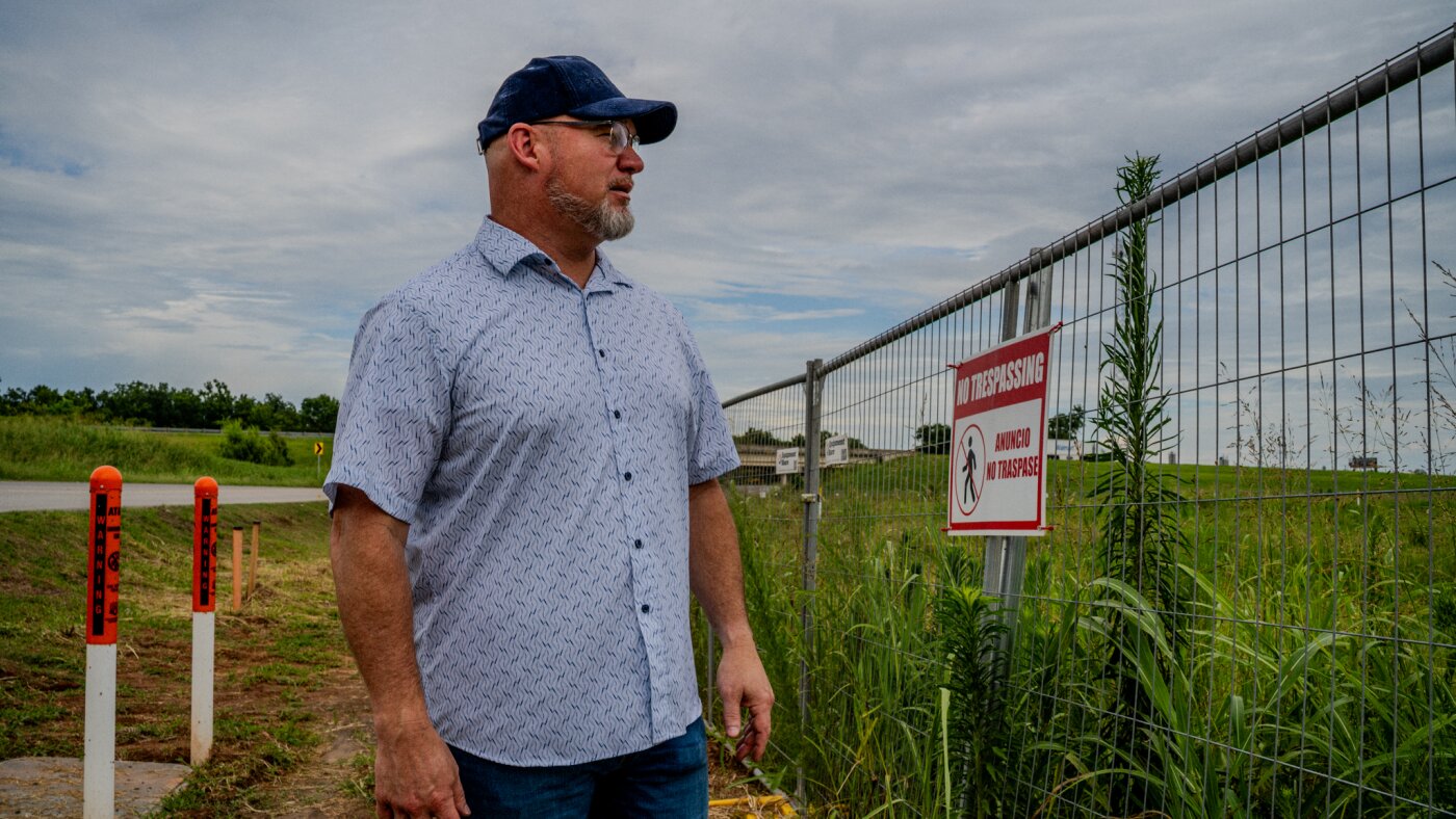 Tech companies and local officials are covering data center talks in NDAs : NPR