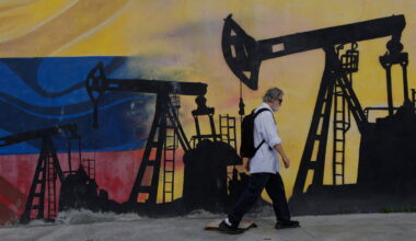 The U.S. Venezuela oil deal won’t lower your gas prices. Here’s what you need to know : NPR