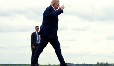 Trump will discuss economy during stops in California and Nevada