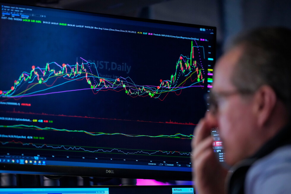 Falling oil prices help calm worries about inflation, and Wall Street rallies