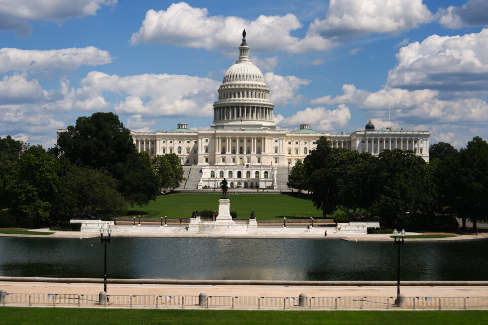 California man arrested with guillotine in truck near US Capitol