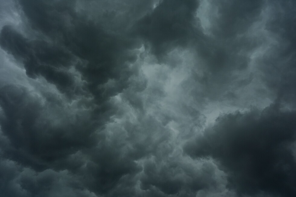 Severe weather in Chicago and Indiana cuts power