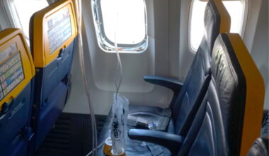 Engine parts shattered Ryanair flight window, NTSB says