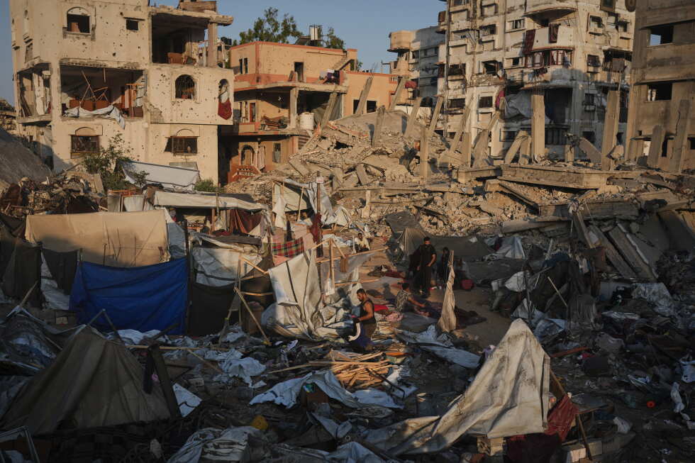 Trump’s Gaza ceasefire board faces a high-stakes tests as Hamas disarmament looms