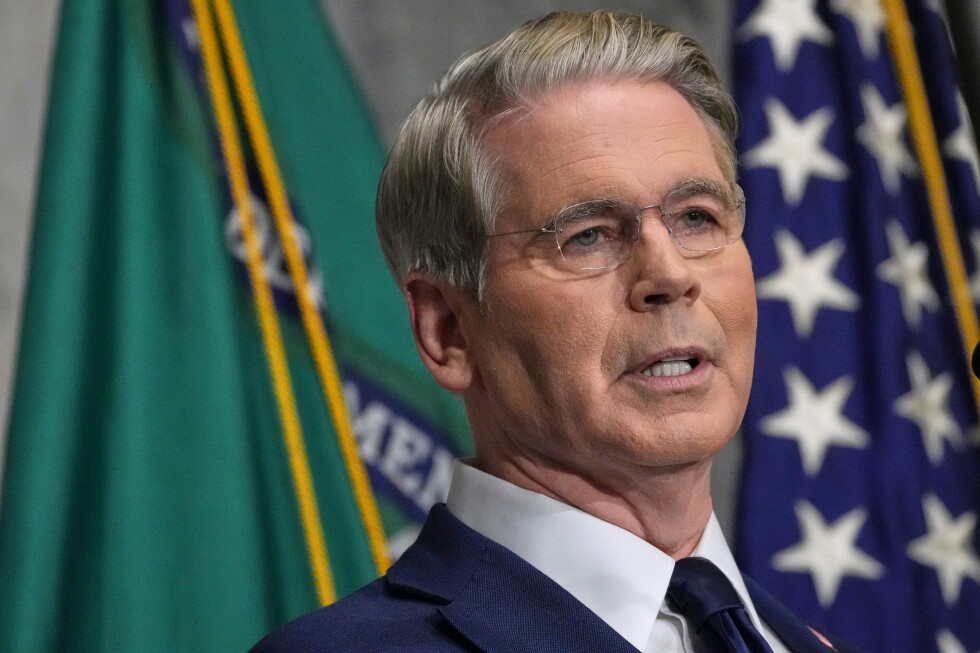 US rolls out next moves as it tries to force Iran's economic isolation
