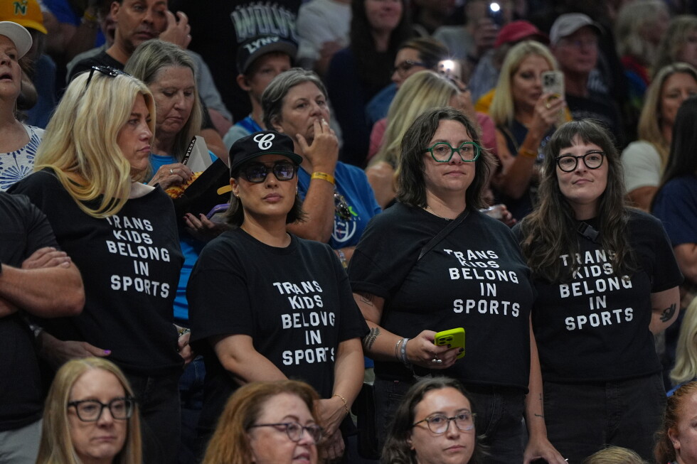 Rallies surround Fever-Lynx game after Sophie Cunningham's stance on transgender athletes